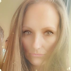 Meet your Posher, Janel